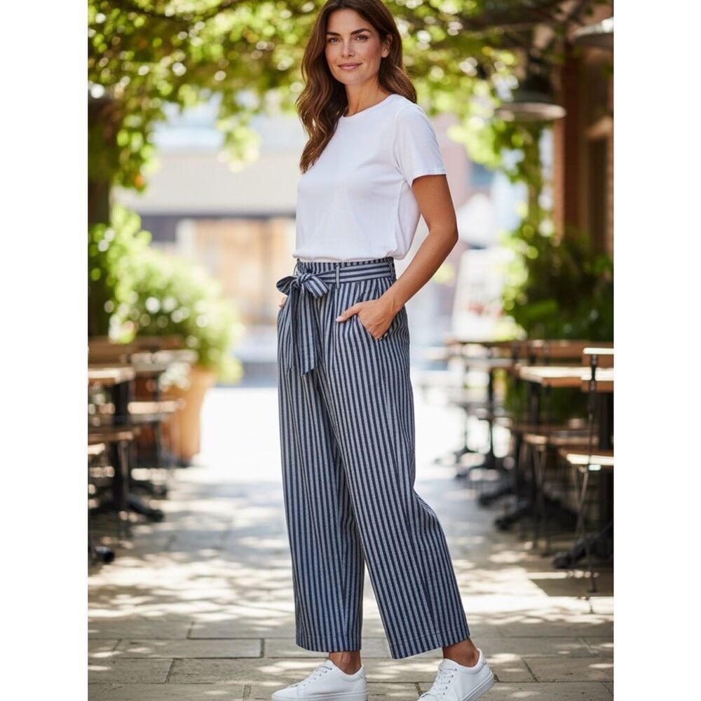New Cropped  Wide Leg Striped Trousers 12